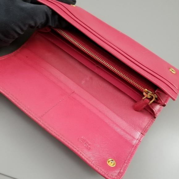 PRADA Beautiful Classic Flap Large Bow Wallet/ Italy - Picture 8 of 16